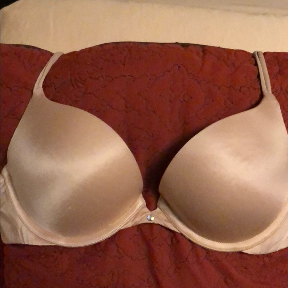 Victoria’s Secret bra